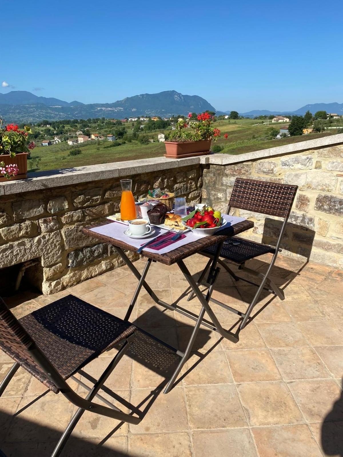 Agriturismo Torre Gialluise Gesualdo Ngoại thất bức ảnh